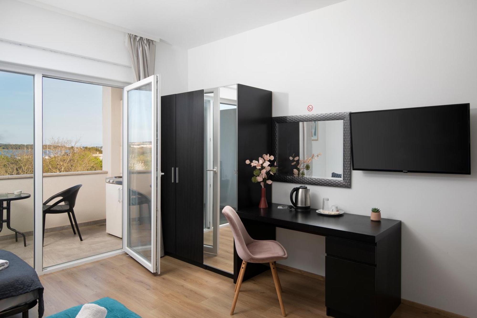 Apartmant & Rooms Villa Rosa Medulin Pomer Eksteriør billede
